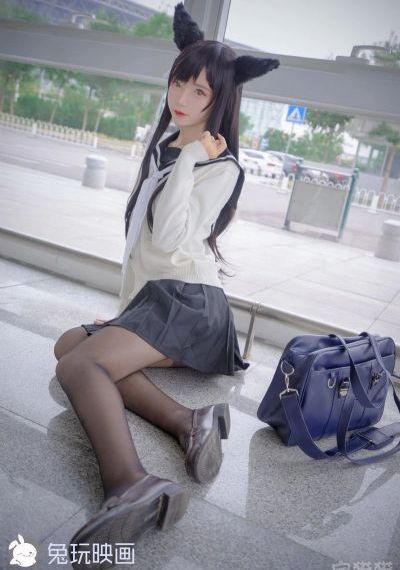 鬓边不是海棠红