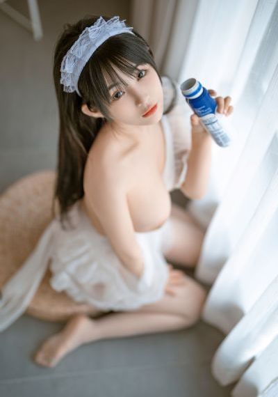 《年轻的老师》免费观看