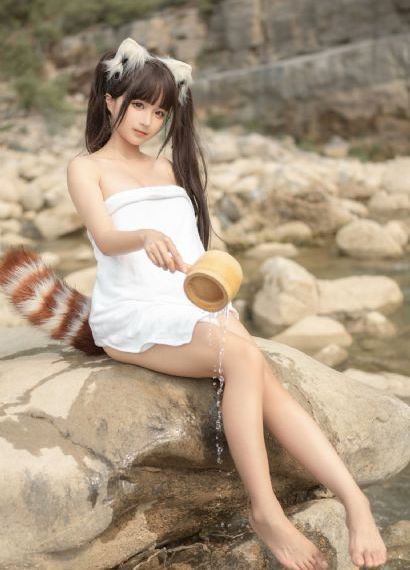 精品午夜视频