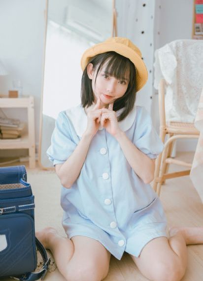 春潮烂漫海棠红