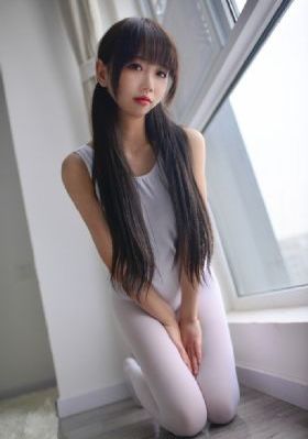 初次性做爰添lbb频