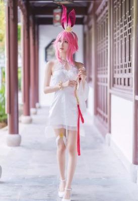 依雯妮妮
